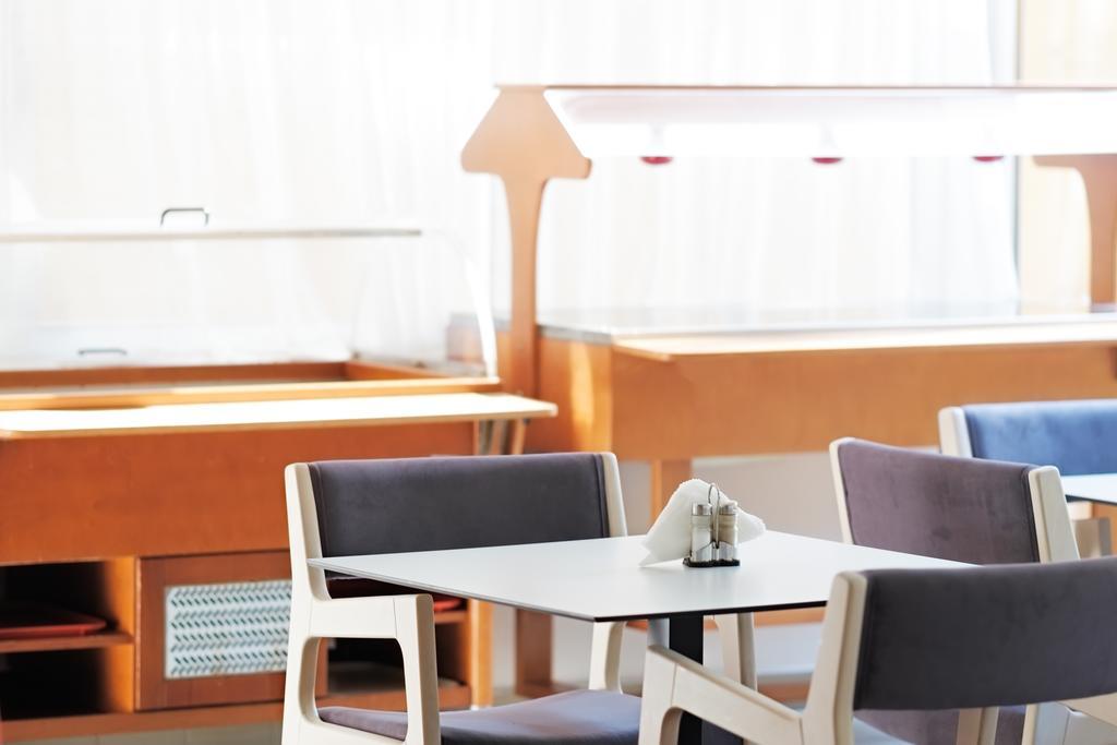 Savoy Hotell 2*