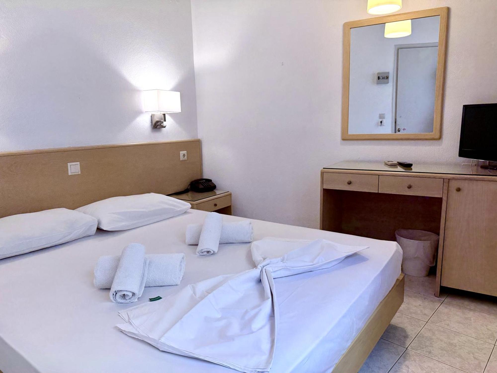 Savoy Hotell 2*